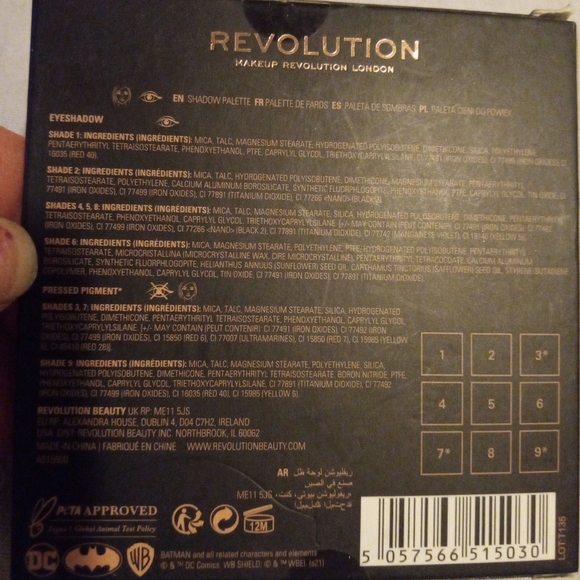Revolution Batman eyeshadow palette - Picture 2 of 4